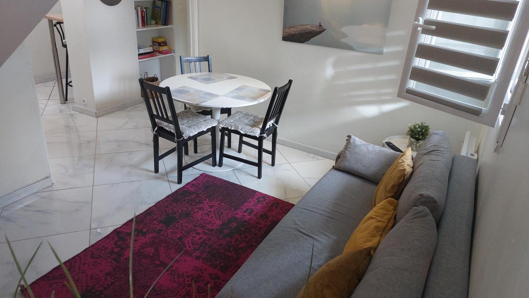 Ferienwohnung A 10Mn Des Arenes F2 Au Calme Avec Garage Gratuit Nîmes Exterior foto